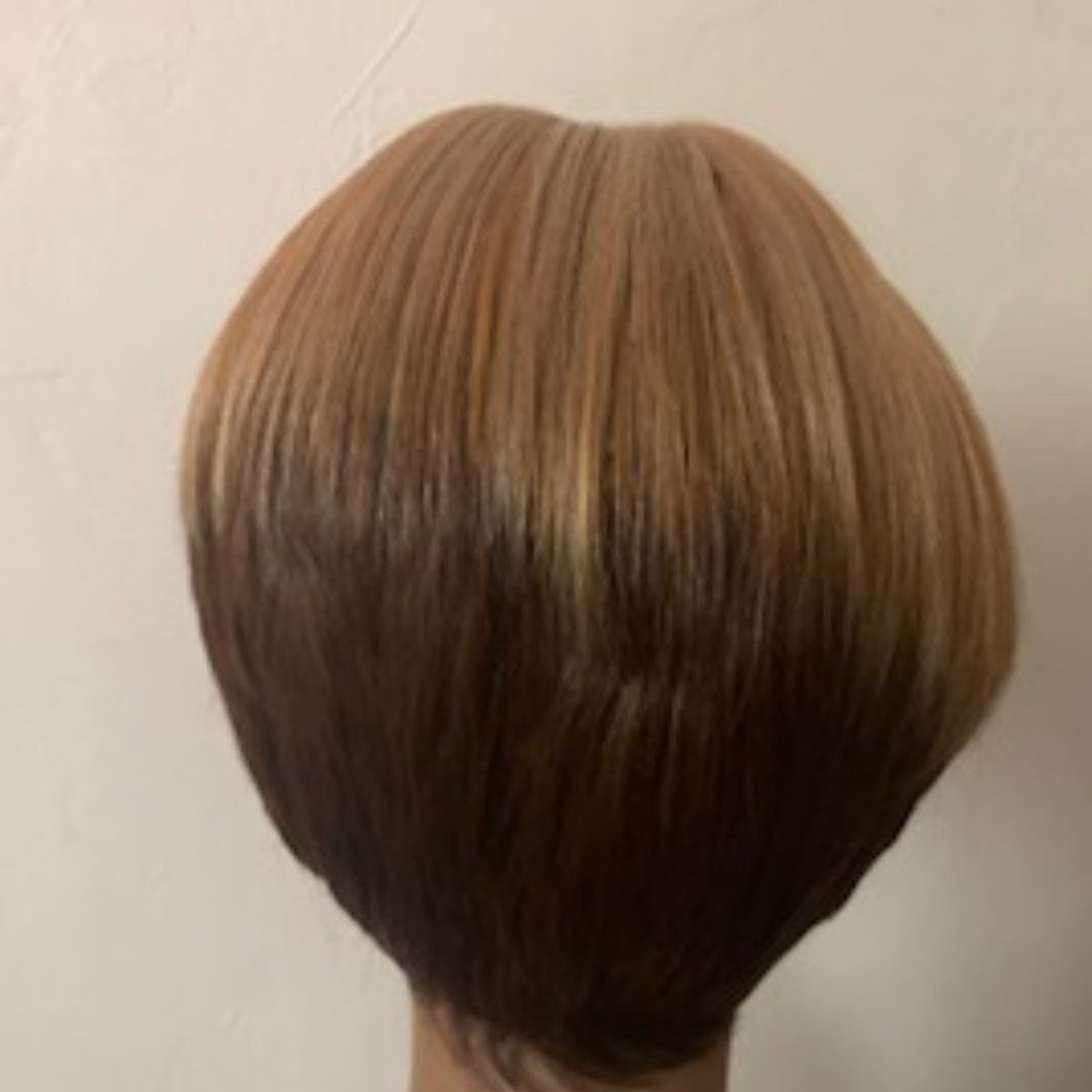 wig - Picture 2 of 2